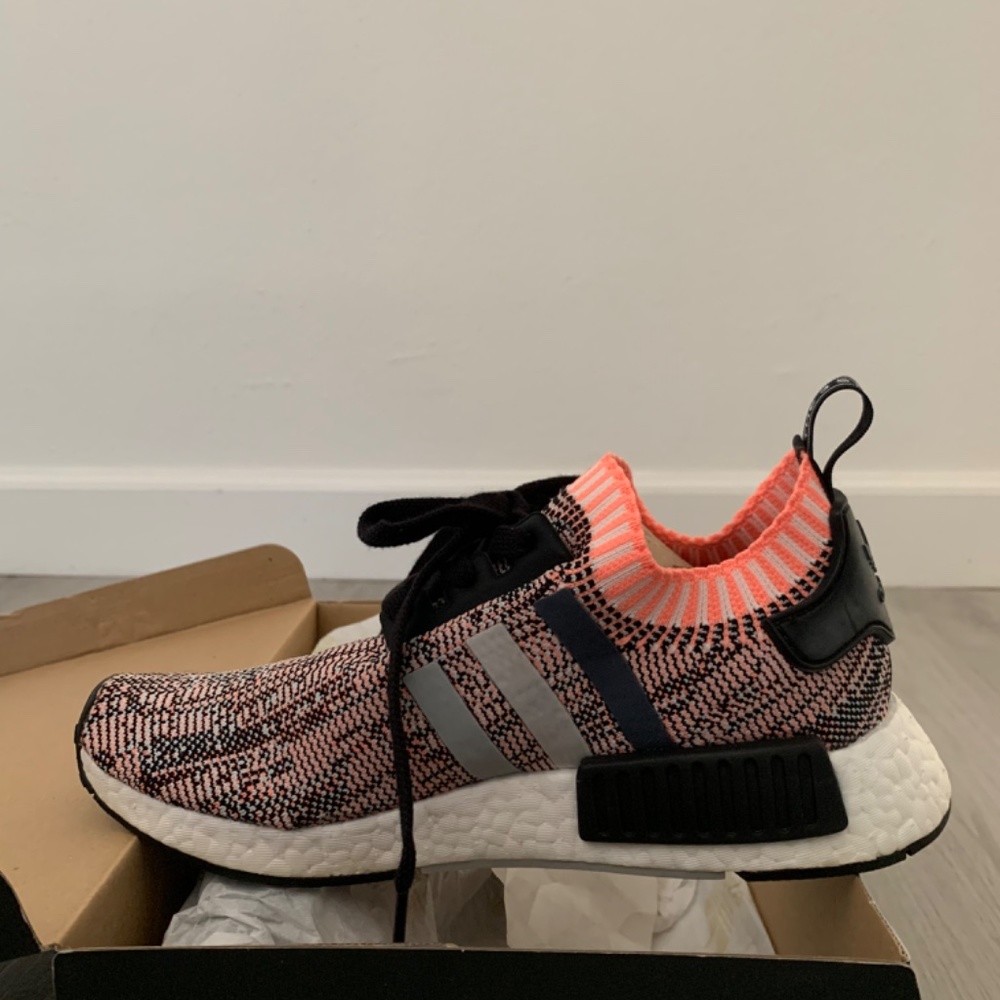 Adidas Women’s NMD R1 - Picture 3 of 4